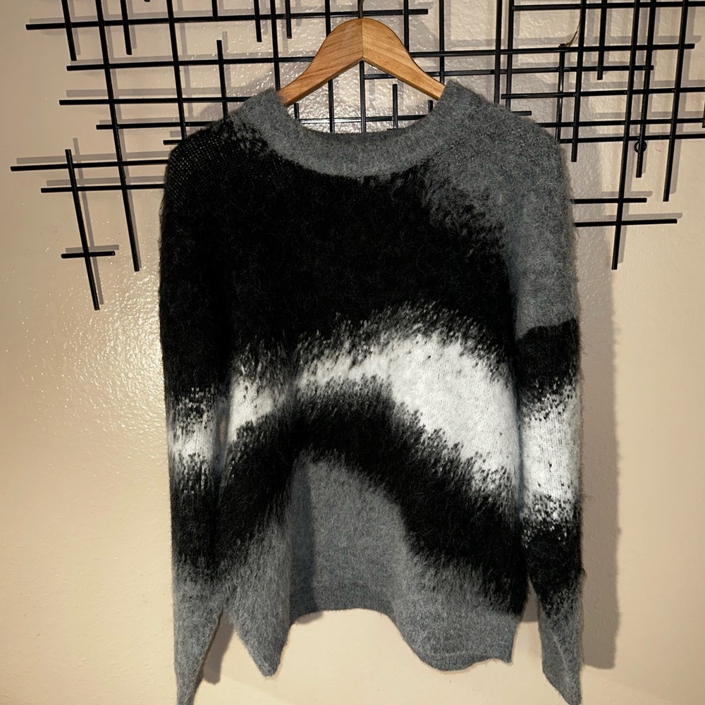 Zara Sweater Medium